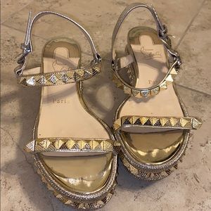 *USED Christian Louboutin Pyradiams